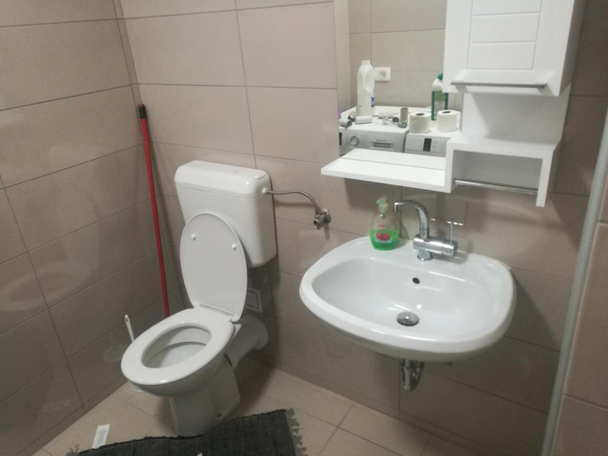 Apartma Burjuca Apartman Ajdovščina Kültér fotó